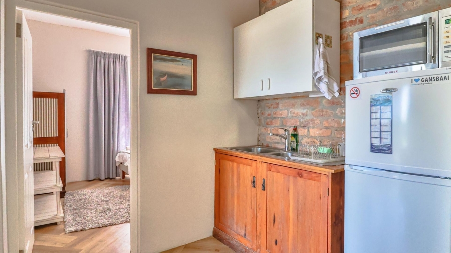 4 Bedroom Property for Sale in De Kelders Western Cape